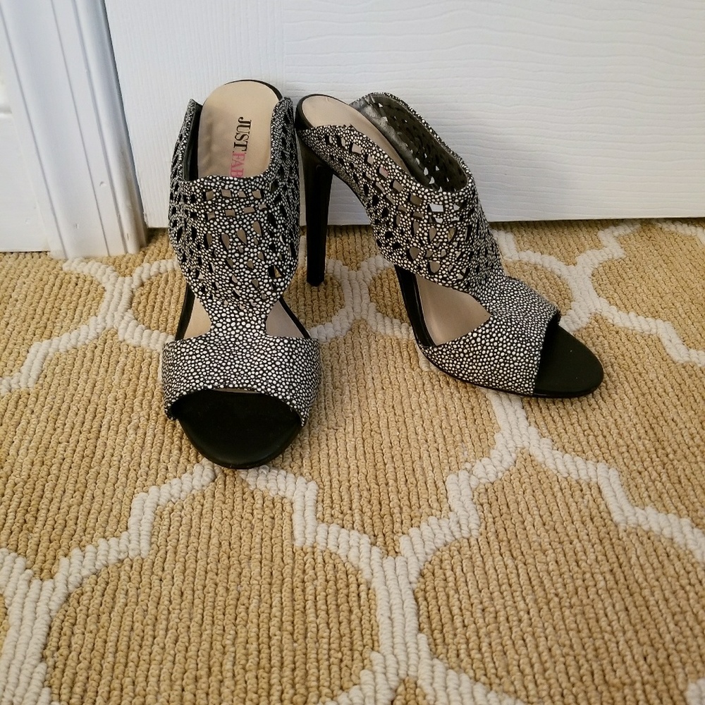 Brand new heels